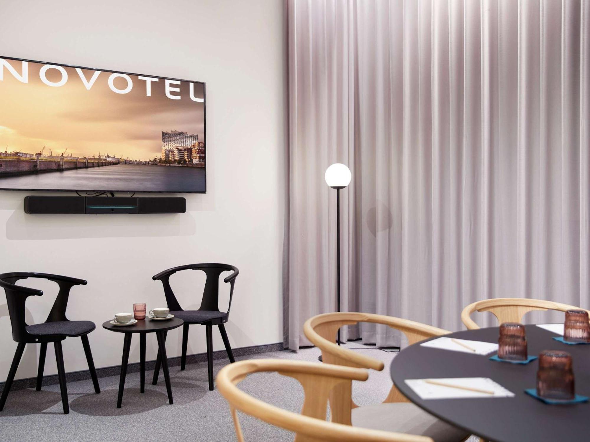 Novotel Hamburg Central Station Eksteriør bilde