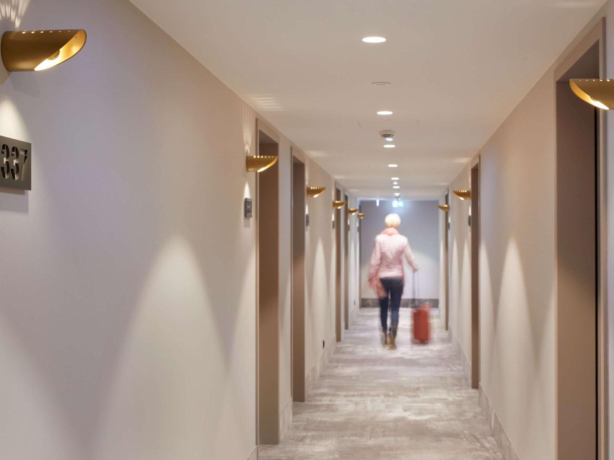 Novotel Hamburg Central Station Eksteriør bilde