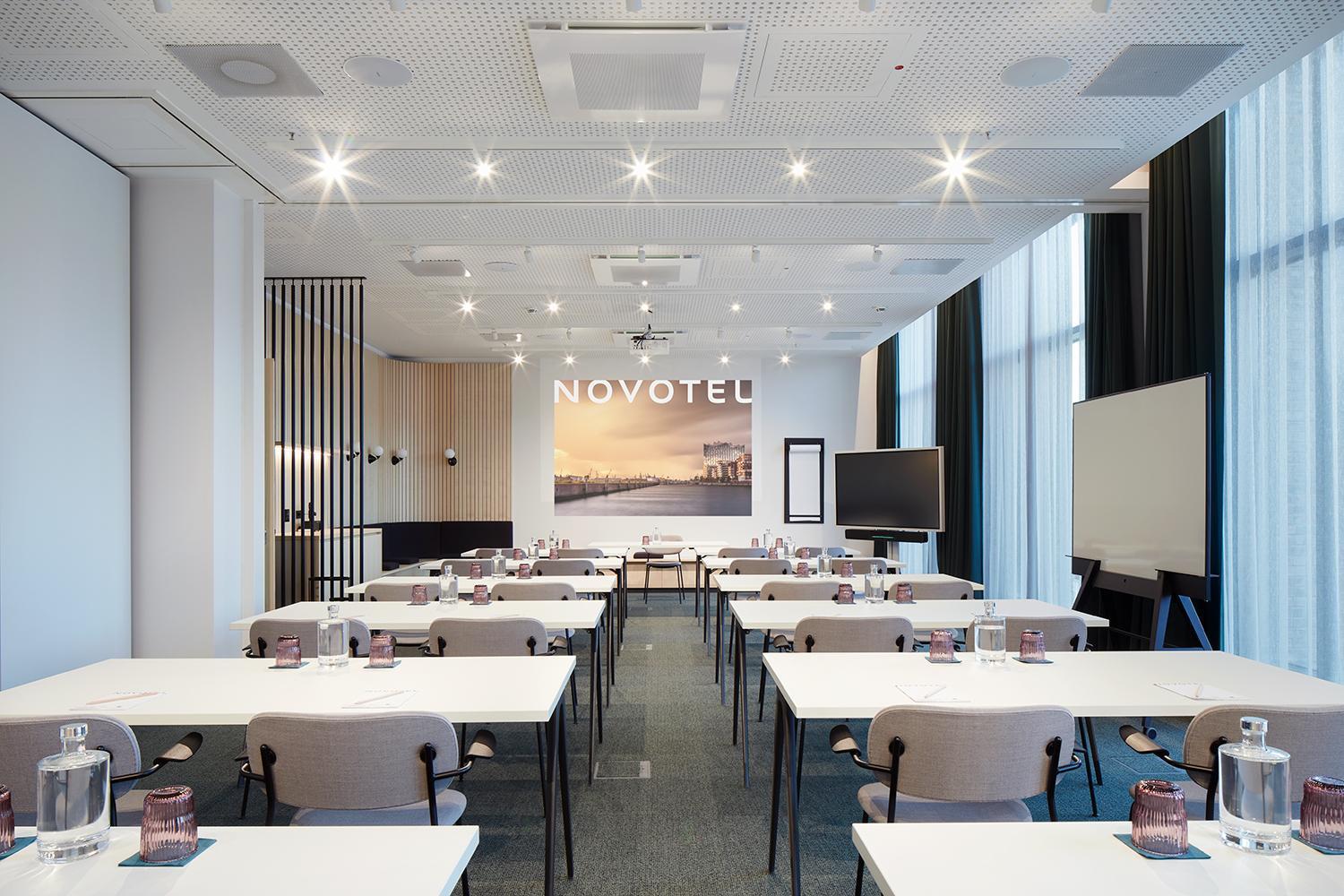 Novotel Hamburg Central Station Eksteriør bilde